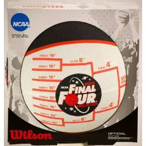  2011   Wilson / NCAA   Official Ball of the NCAA   2011 NCAA 