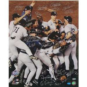  New York Yankees   Team Celebration   1998 Team Signed 