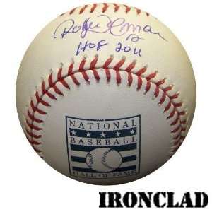  Roberto Alomar Autographed Ball   HOF Logo w HOF 2011 Insc 