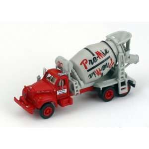 N RTR Mack B Cement Truck, PreMix Toys & Games