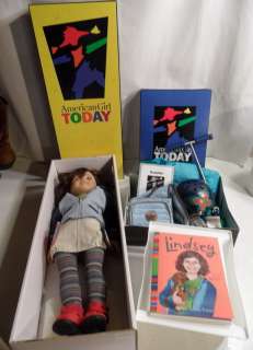 Retired AMERICAN GIRL Doll of the Year 2001 LINDSEY Scooter Book Boxes 