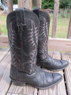 WOW. What an GREAT pair of Vintage Cowboy Boots