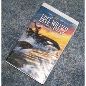 FREE WILLY 2 VHS