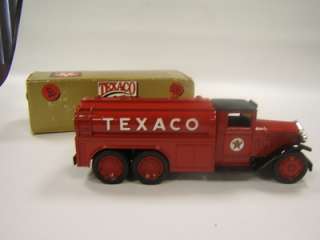 Ertl Texaco 1930 Diamond T Fuel Tanker MIB die cast  