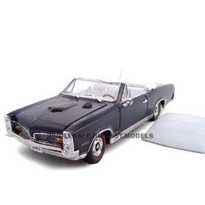  1967 Pontiac GTO Convertible 1/24 Fathom Blue Toys 