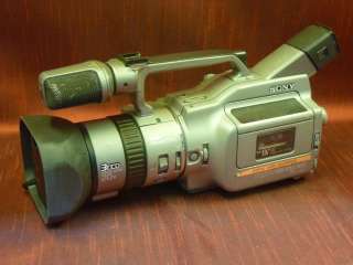 Sony Handycam DCR VX1000 Camcorder   ( Gray ) AS IS FOR PARTS 