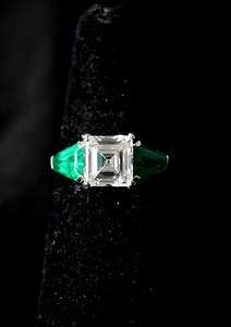 52ct (GIA) Diamond and Tri Cut Emeralds   Platinum Ring   VS1  