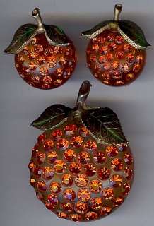 VINTAGE RHINESTONE LUCITE FORBIDDEN FRUIT ORANGES PIN & EARRINGS SET 