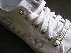 NEW AUTHENTIC GUESS WHITE SILVER SHOES FASHION SNEAKERS 6,6.5,7, 7.5 