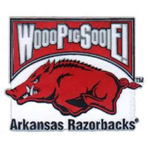  NCAA Arkansas Razorbacks 2D Magnet Woo Pig Sooie 
