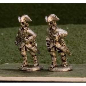   Northern War   Swedish Marching Pikemen with Hats (30) Toys & Games