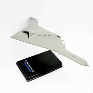  X 47B UCAS 1/48 Scale Model Aircraft Toys & Games