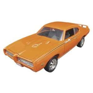  63032 1/24 69 Pontiac GTO Judge Toys & Games
