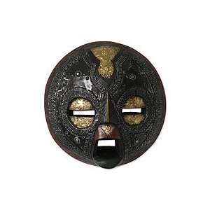  NOVICA Ghanaian wood mask, Sign of Protection