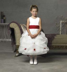 ET005 Lovely white flower girl dress Size1 12  