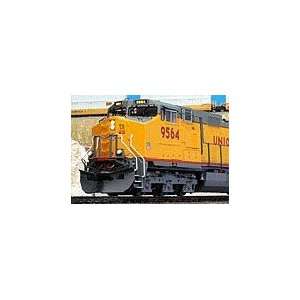  HO RTR C44 9W, UP #9575 Toys & Games