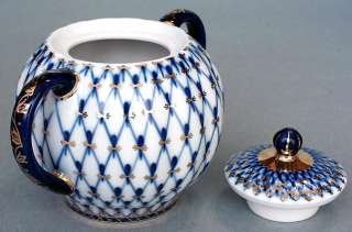 Lomonosov Porcelain Cobalt Net Sugar Bowl measures 4 1/2 H x 4 D 