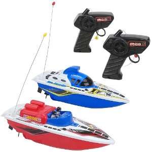  Fast Lane R/C Thunder Speed Boats Twin Pack Toys R Us 