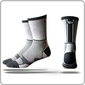  Defeet Levitator Lite Hi Top Socks   Grey/Black Sports 