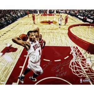  Derrick Rose Autographed MVP 11 Dunk vs Rockets Signed 