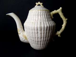 BELLEEK LIMPET YELLOW (COB LUSTER) COFFEE POT WITH LID  