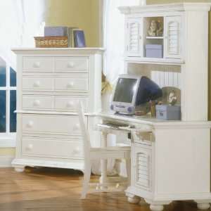 Cottage Traditions Desk Chair (Youth)   Eggshell White  