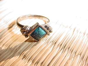   Costume Ring Turquoise Colored Accent 7 1/ 2 adjustable Renaissance