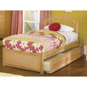  Windsor Bed   Full Matching Footboard Raised Panel with 