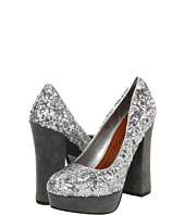 silver pumps” 8