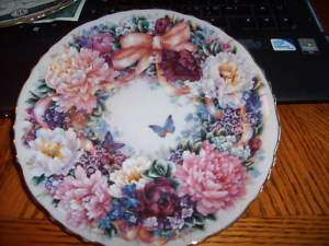 Lena Liu Circle of Love Floral collector plate/ 