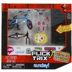  Sunday Flick Trix ~4 BMX Finger Bike Shop Set Toys 