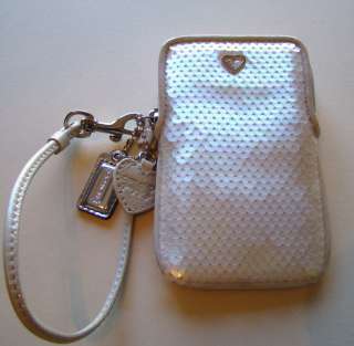 Coach Wristlet Poppy Sequin Case chambray off white leather trim heart 