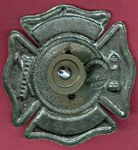 HUNTINGTON MANOR NEW YORK OLD FIRE DEPARTMENT BADGE AD743  