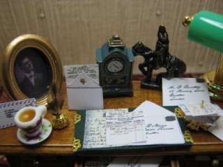 12th scale dolls house miniature,Deluxe writing desk,with display 