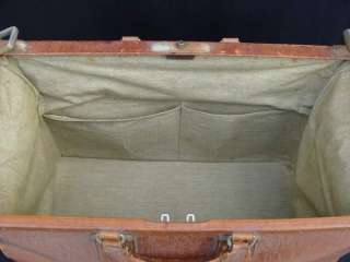   Ancien sac de voyage cuir/Glad Stone Bag Croco Print Leather 