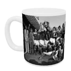  Bobby Robson with the Ipswich team at   Mug   Standard 