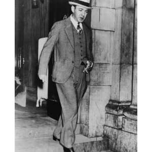  1935 photo Dutch Schultz, full length portrait, standing 