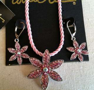 Cookie Lee Blushing Daisy Necklace & Earrings Set NWT Ret $42  
