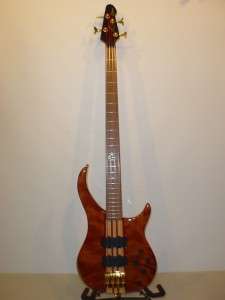 Peavey Cirrus 4 Redwood 4 String Bass w/ Case  