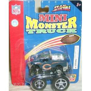  Chicago Bears 2005 Mini Monster Truck NFL Diecast Fleer 