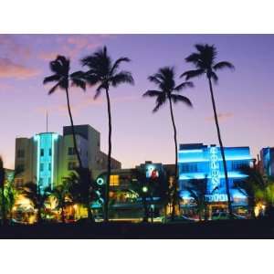  Ocean Drive Sunset, South Beach, Miami Beach, Florida, USA 